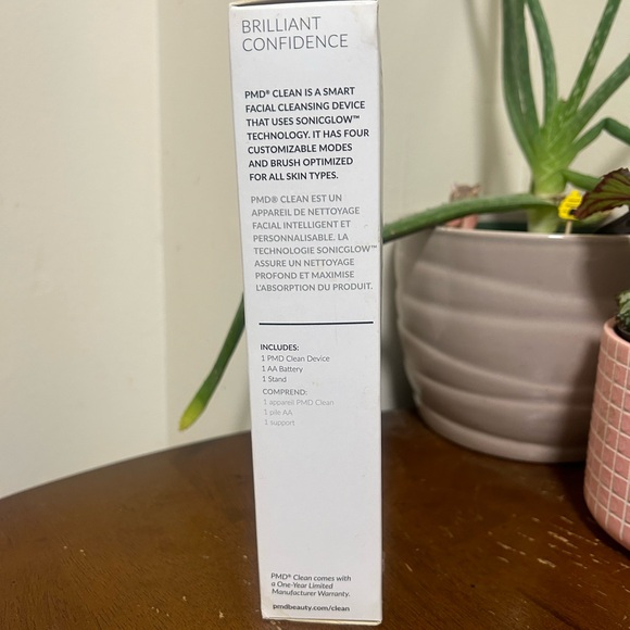 NEW PMD Smart Facial Cleansing Device Teal - Picture 2 of 7